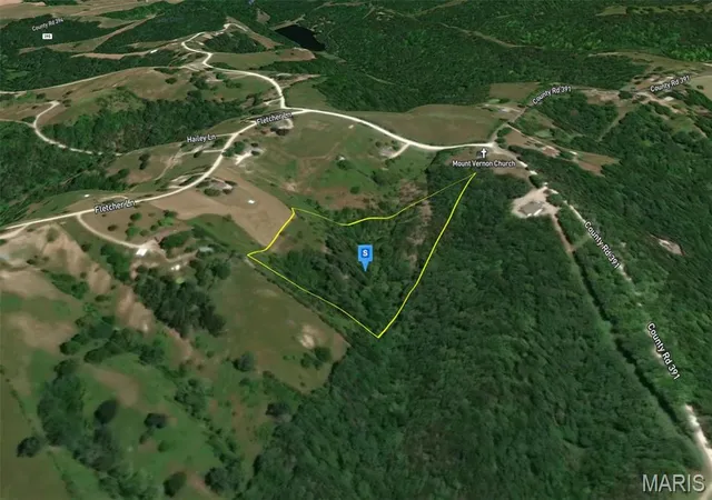 Homes for sale in Holts Summit, MO | 392 Country Mdw Ln, Holts Summit, MO 65043 | MLS# MIS26044279