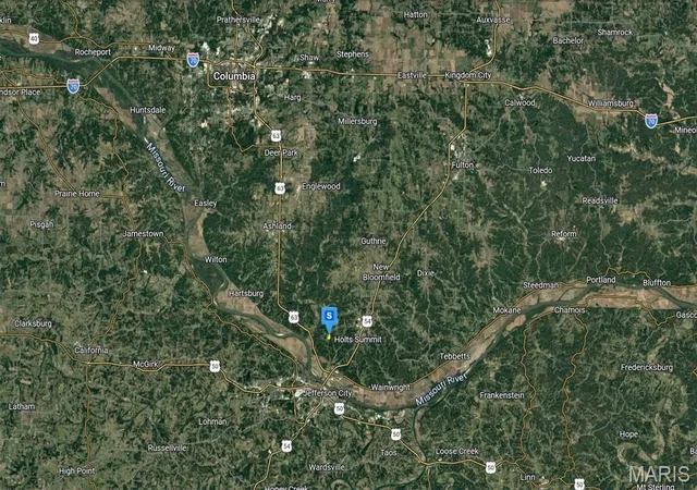 Homes for sale in Holts Summit, MO | 392 Country Mdw Ln, Holts Summit, MO 65043 | MLS# MIS26044279