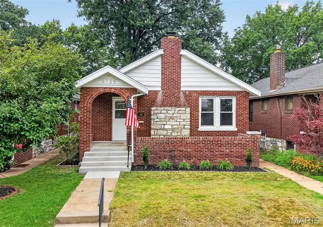 2nd image of 5728 Holly Hills Ave, St Louis, MO 63109 | MLS# MIS26044288