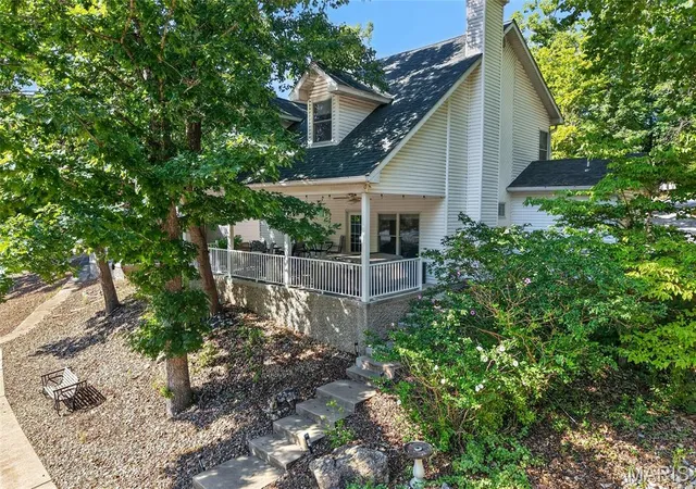 Homes for sale in Lake Ozark, MO | 133 Wye Dr, Lake Ozark, MO 65049 | MLS# MIS26044296