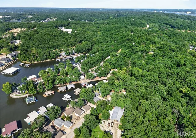 Homes for sale in Lake Ozark, MO | 133 Wye Dr, Lake Ozark, MO 65049 | MLS# MIS26044296