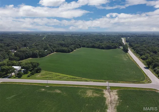 Photo 3 of Sale Pending at Xx Renken Rd, Moro, IL 62067 | MLS# MIS26044311 | Listing updated on 2026-07-28