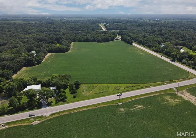 Photo 3 of Sale Pending at Xx Renken Rd, Moro, IL 62067 | MLS# MIS26044311 | Listing updated on 2026-07-28