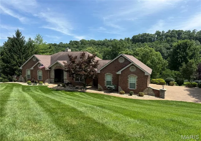 2nd image of 4476 Augusta Shores Dr, Augusta, MO 63332 | MLS# MIS26044321