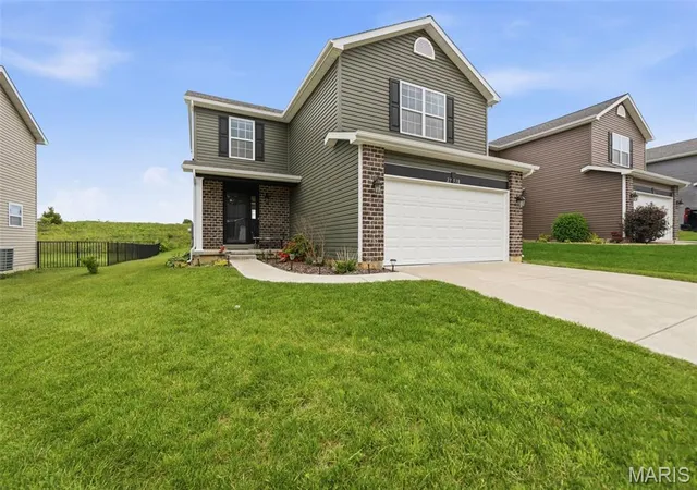 Homes for sale in Warrenton, MO | 27518 Forest Ridge Dr, Warrenton, MO 63383 | MLS# MIS26044362