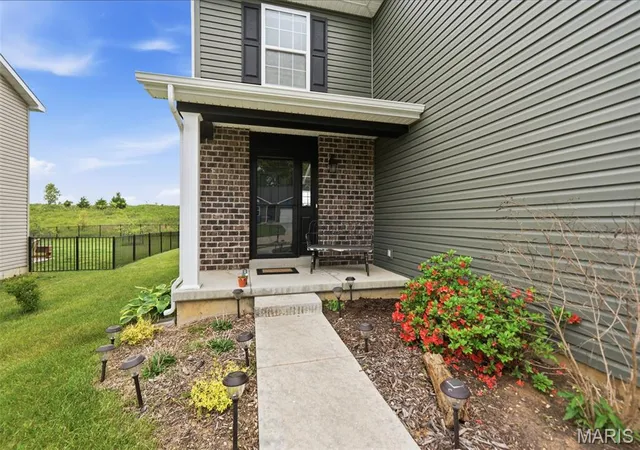 Homes for sale in Warrenton, MO | 27518 Forest Ridge Dr, Warrenton, MO 63383 | MLS# MIS26044362