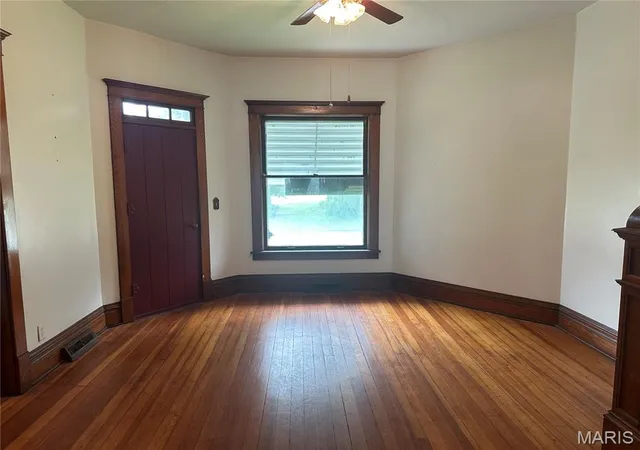 2nd image of 707 N Main St, White Hall, IL 62092 | MLS# MIS26044371