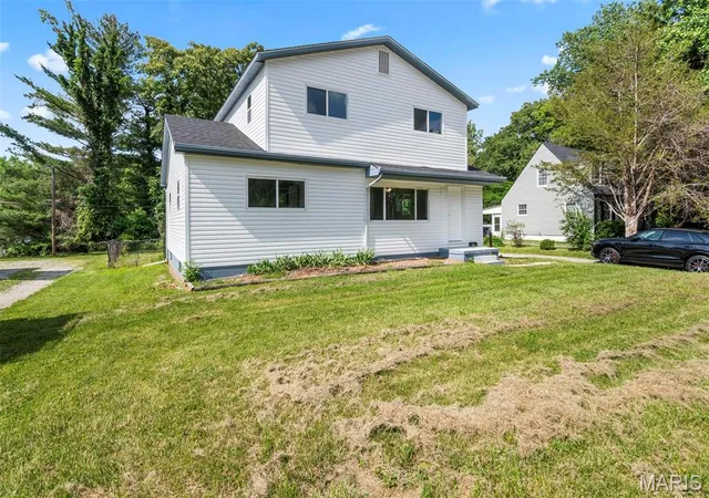 2nd image of 6005 North Belt West, Belleville, IL 62223 | MLS# MIS26044381
