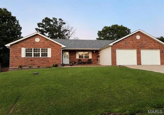 Photo 1 of Single family home for sale at 19758 Sugar Ln, Waynesville, MO 65583 | MLS# MIS26044392 | Listing updated on 2026-08-23