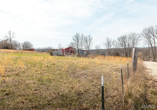 Homes for sale in Dixon, MO | 12855 Chicago Rd, Dixon, MO 65459 | MLS# MIS26044414