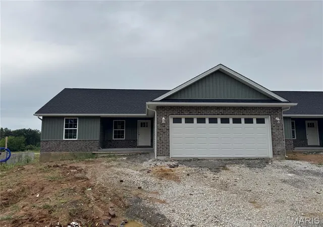 Homes for sale in Moscow Mills, MO | 268 Railroad St, Moscow Mills, MO 63362 | MLS# MIS26044435