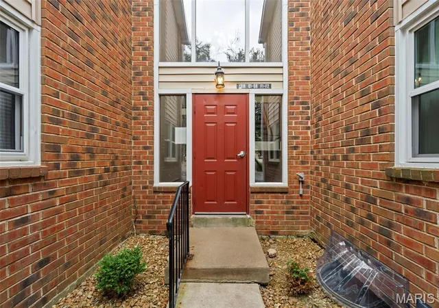 Photo 3 of Townhouse for sale at 1316 Holgate Dr #F1, Ballwin, MO 63021 | MLS# MIS26044436 | Listing updated on 2026-08-27