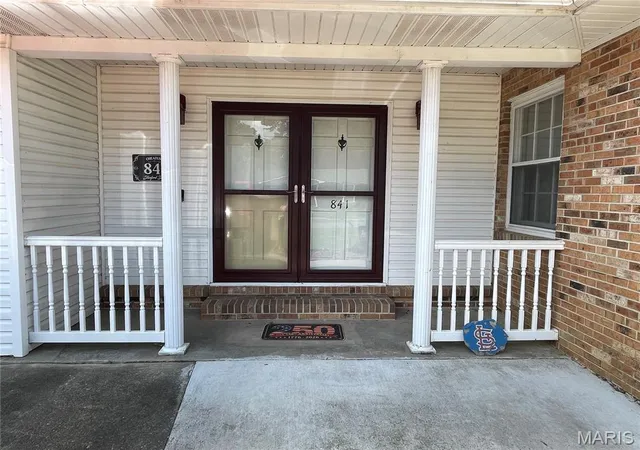 Homes for sale in Sikeston, MO | 841 Stanford Dr, Sikeston, MO 63801 | MLS# MIS26044467
