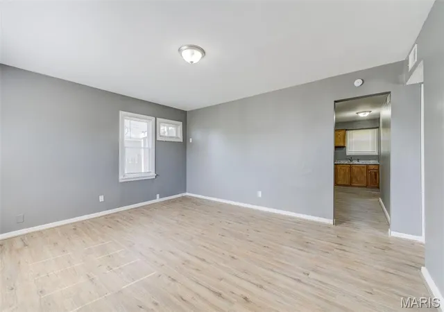 Photo 3 of Single family home for sale at 223 La Motte Ln, Saint Louis, MO 63135 | MLS# MIS26044470 | Listing updated on 2026-07-13
