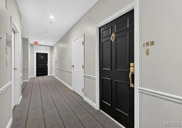 Homes for sale in Clayton, MO | 816 S Hanley Rd #15B, Clayton, MO 63105 | MLS# MIS26044480