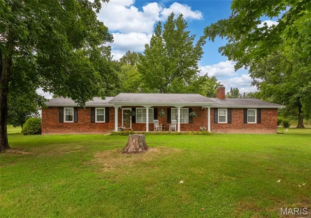 1st image of 1425 Coffee Rd, Raleigh, IL 62977 | MLS# MIS26044493