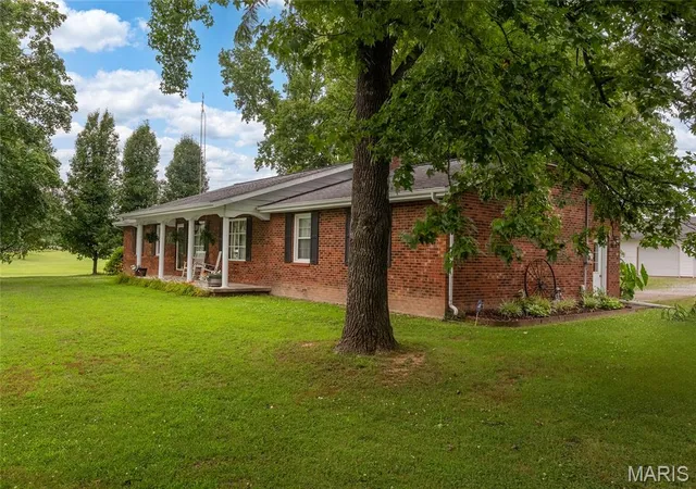 2nd image of 1425 Coffee Rd, Raleigh, IL 62977 | MLS# MIS26044493