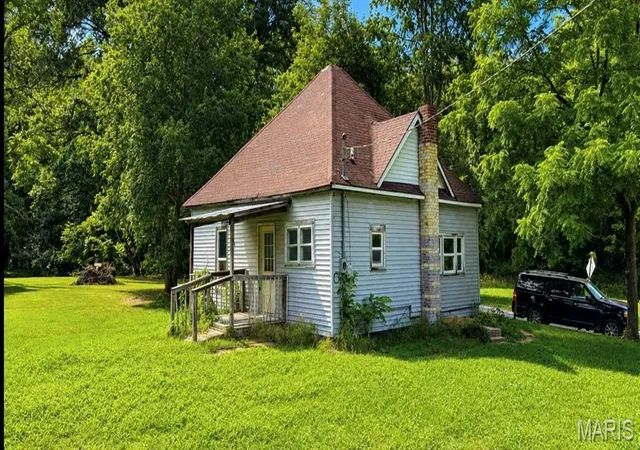 1st image of 807 Market, Christopher, IL 62822 | MLS# MIS26044496