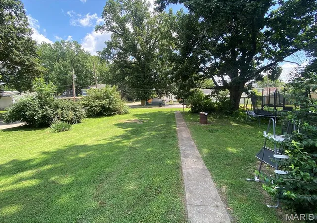Photo 17 of Single family home for sale at 1024 La Salle St, Belleville, IL 62221 | MLS# MIS26044509 | Listing updated on 2026-08-04