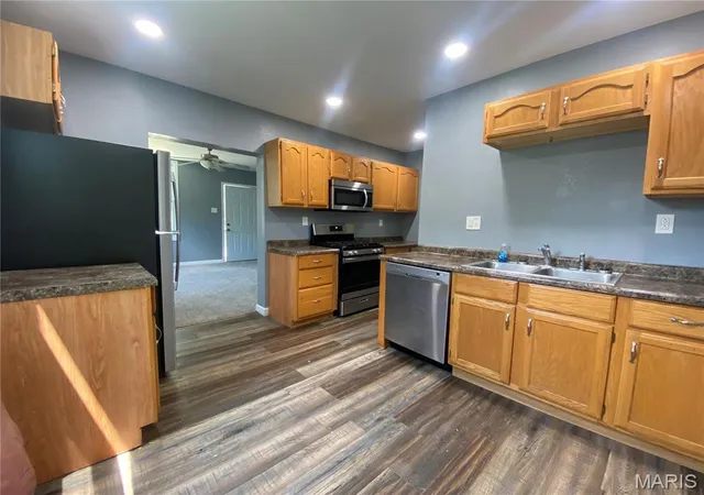 Photo 3 of Single family home for sale at 1024 La Salle St, Belleville, IL 62221 | MLS# MIS26044509 | Listing updated on 2026-08-04