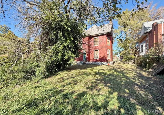 Photo 3 of Single family home for sale at 4762 Labadie Ave, Saint Louis, MO 63115 | MLS# MIS26044523 | Listing updated on 2026-07-13