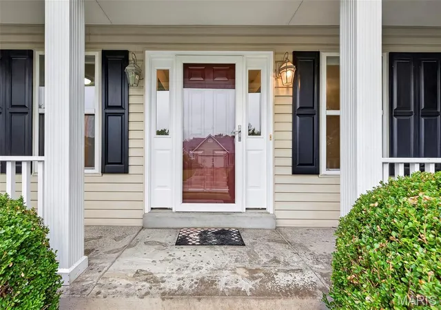 Photo 3 of Single family home for sale at 4014 Treeshadow Dr, Saint Peters, MO 63376 | MLS# MIS26044524 | Listing updated on 2026-10-05