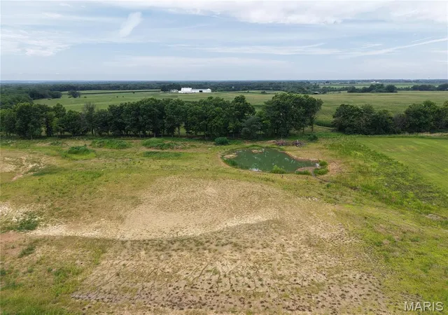 2nd image of 7 Lone Cedar, New London, MO 63459 | MLS# MIS26044525