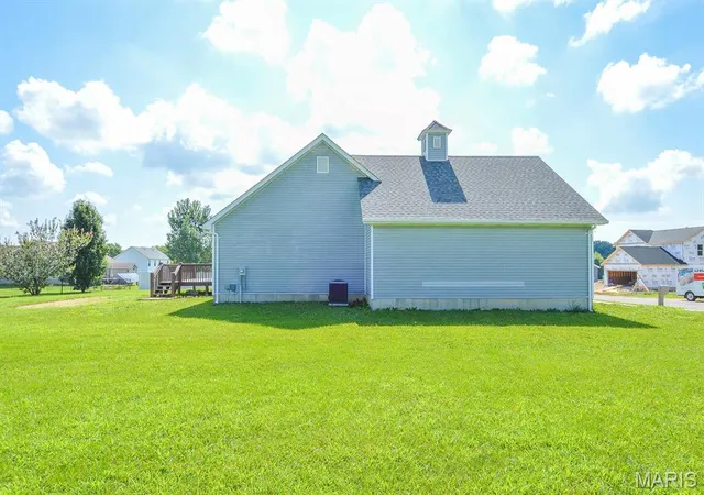 4th image of 1031 Franklin Ct, Sullivan, MO 63080 | MLS# MIS26044528