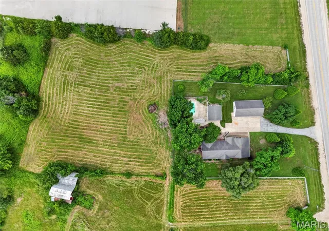 Homes for sale in Troy, MO | 2167 Old Hwy 61, Troy, MO 63379 | MLS# MIS26044536