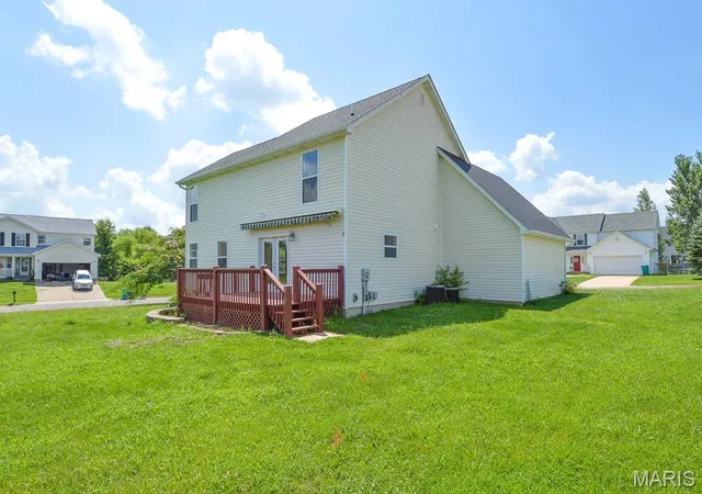 4th image of 1021 Buck Ct, Sullivan, MO 63080 | MLS# MIS26044545
