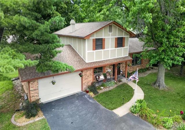 2nd image of 3415 Frank Scott Pkwy, Belleville, IL 62223 | MLS# MIS26044548