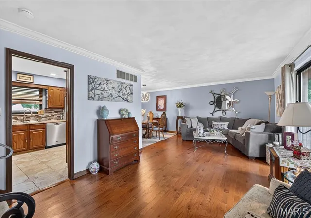 5th image of 3415 Frank Scott Pkwy, Belleville, IL 62223 | MLS# MIS26044548