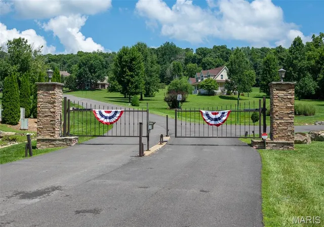 2nd image of 4397 Augusta Shores Dr, Augusta, MO 63332 | MLS# MIS26044554