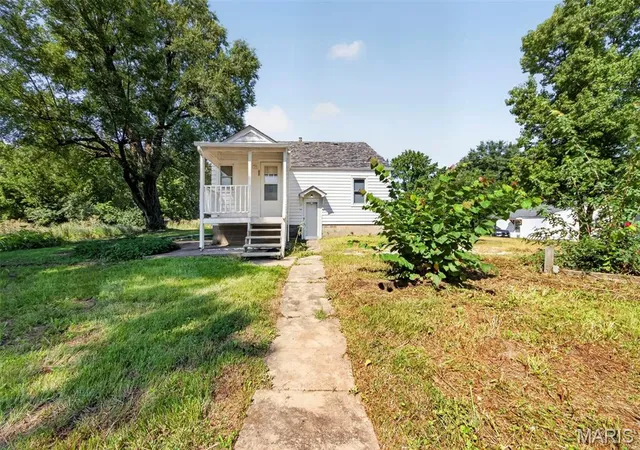 Homes for sale in Troy, MO | 340 Kemper St, Troy, MO 63379 | MLS# MIS26044555