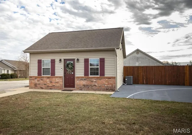 Homes for sale in Waynesville, MO | 23235 Righteous Lane, Waynesville, MO 65583 | MLS# MIS26044577