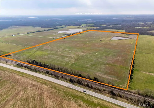 Homes for sale in Paris, MO | 00 Hwy 24, Paris, MO 65275 | MLS# MIS26044585