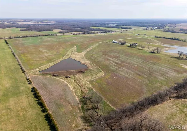 Homes for sale in Paris, MO | 00 Hwy 24, Paris, MO 65275 | MLS# MIS26044585