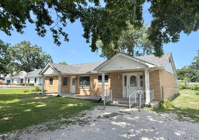 Photo 1 of Single family home for sale at 718 N Sturgeon St, Montgomery City, MO 63361 | MLS# MIS26044591 | Listing updated on 2026-08-28