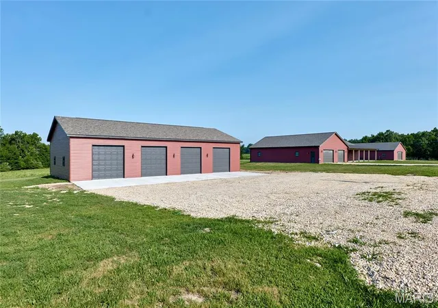 2nd image of 100 Blackmore Rd, Foley, MO 63347 | MLS# MIS26044598