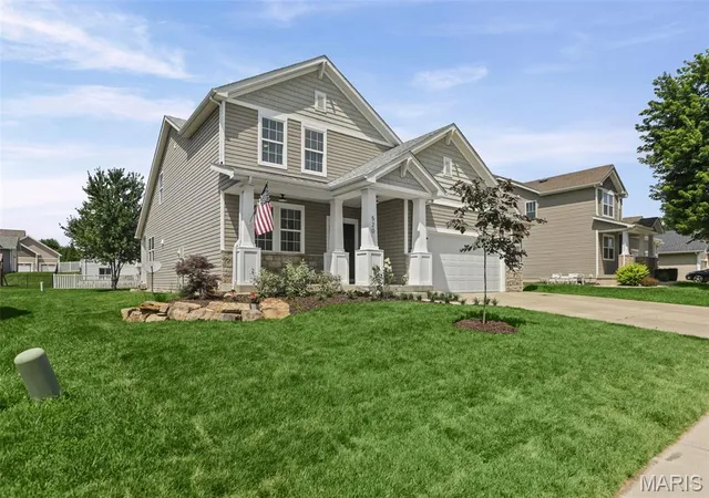 Single family home for sale at 520 Longfellow Dr, O Fallon, IL 62269 | MLS# MIS26044605