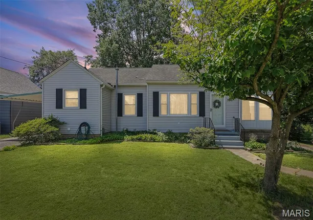Photo 3 of Single family home for sale at 506 St Louis, Pinckneyville, IL 62274 | MLS# MIS26044640 | Listing updated on 2026-09-08