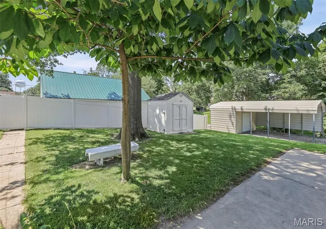 Photo 4 of Single family home for sale at 506 St Louis, Pinckneyville, IL 62274 | MLS# MIS26044640 | Listing updated on 2026-09-08