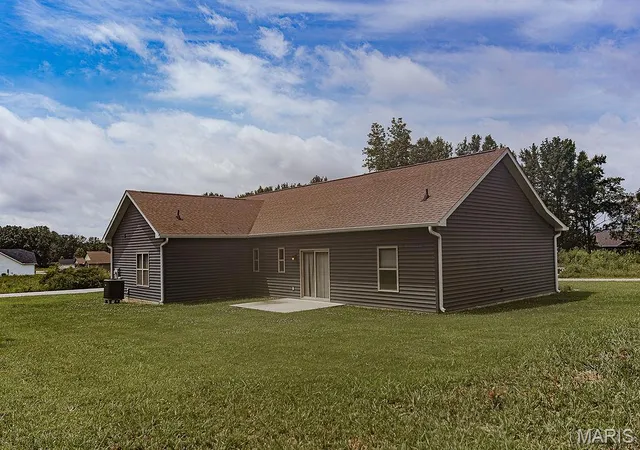 Homes for sale in Poplar Bluff, MO | 165 Duranda Dr, Poplar Bluff, MO 63901 | MLS# MIS26044651