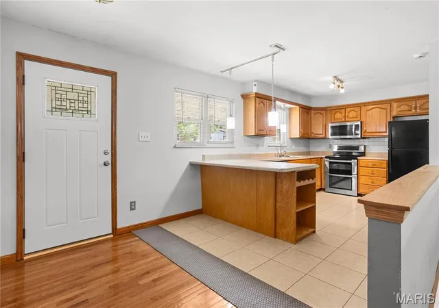 Photo 3 of Sale Pending at 1316 Thomas Dr, Festus, MO 63028 | MLS# MIS26044653 | Listing updated on 2026-08-28