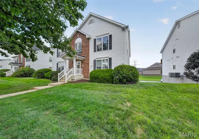 Photo 2 of Sale Pending at 618 Homerun Dr, O Fallon, MO 63366 | MLS# MIS26044654 | Listing updated on 2026-09-06