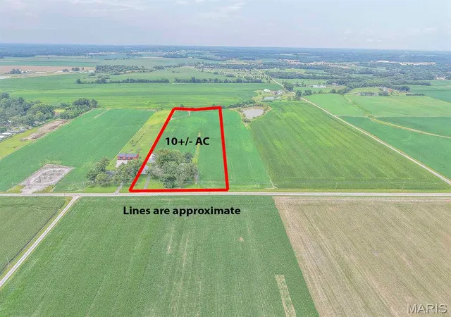Photo 30 of Sale Pending at 4921 Kk Rd, Waterloo, IL 62298 | MLS# MIS26044660 | Listing updated on 2026-08-13