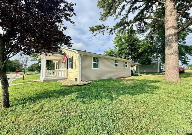 Homes for sale in Perryville, MO | 219 N Moulton St, Perryville, MO 63775 | MLS# MIS26044666