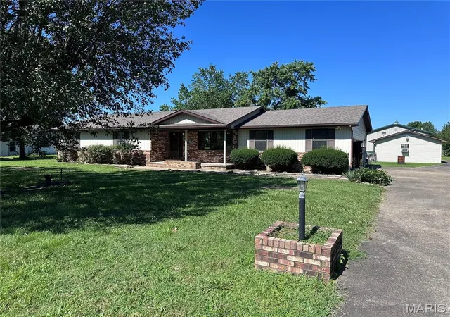 1st image of 119 Larue Ln, Sikeston, MO 63801 | MLS# MIS26044673