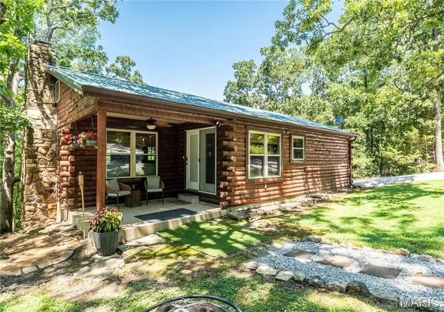 2nd image of 2114 Sheltered Wy, Perryville, MO 63775 | MLS# MIS26044689