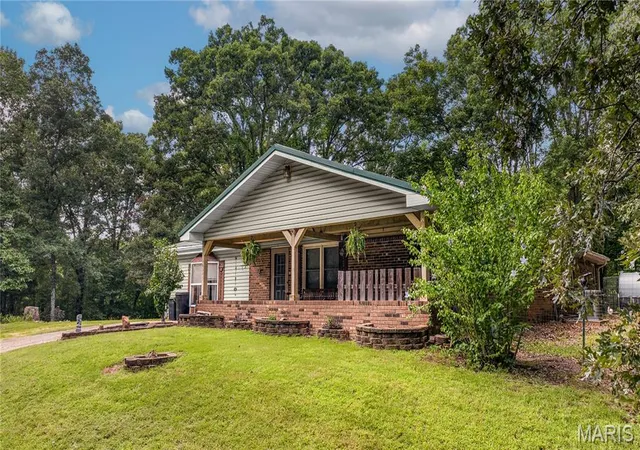 3rd image of 16343 Shady Mount Dr, Dexter, MO 63841 | MLS# MIS26044692